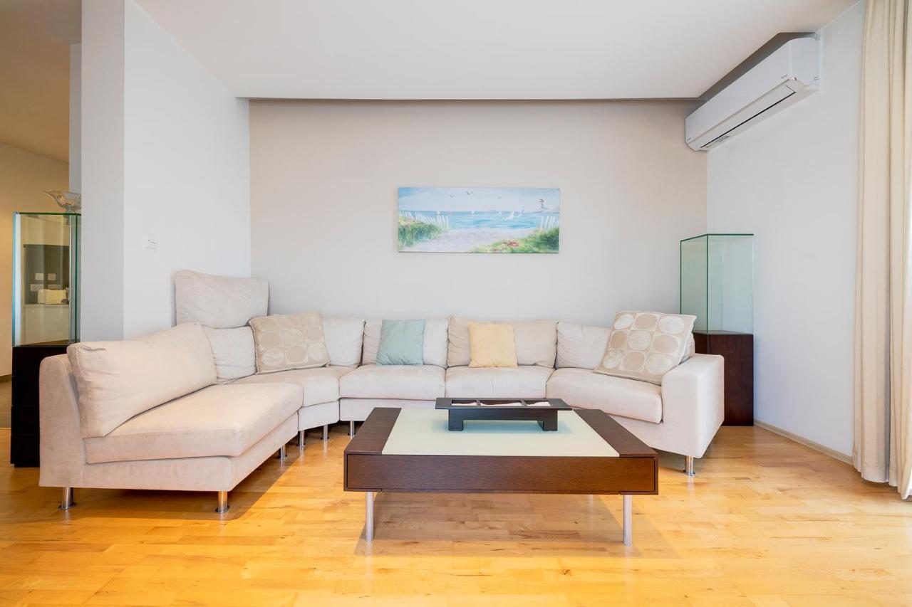 Appartement Unbeatable Location Valletta And Harbour Views à Sliema Extérieur photo