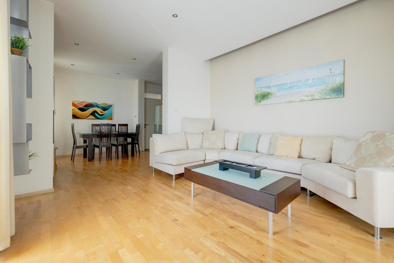 Appartement Unbeatable Location Valletta And Harbour Views à Sliema Extérieur photo
