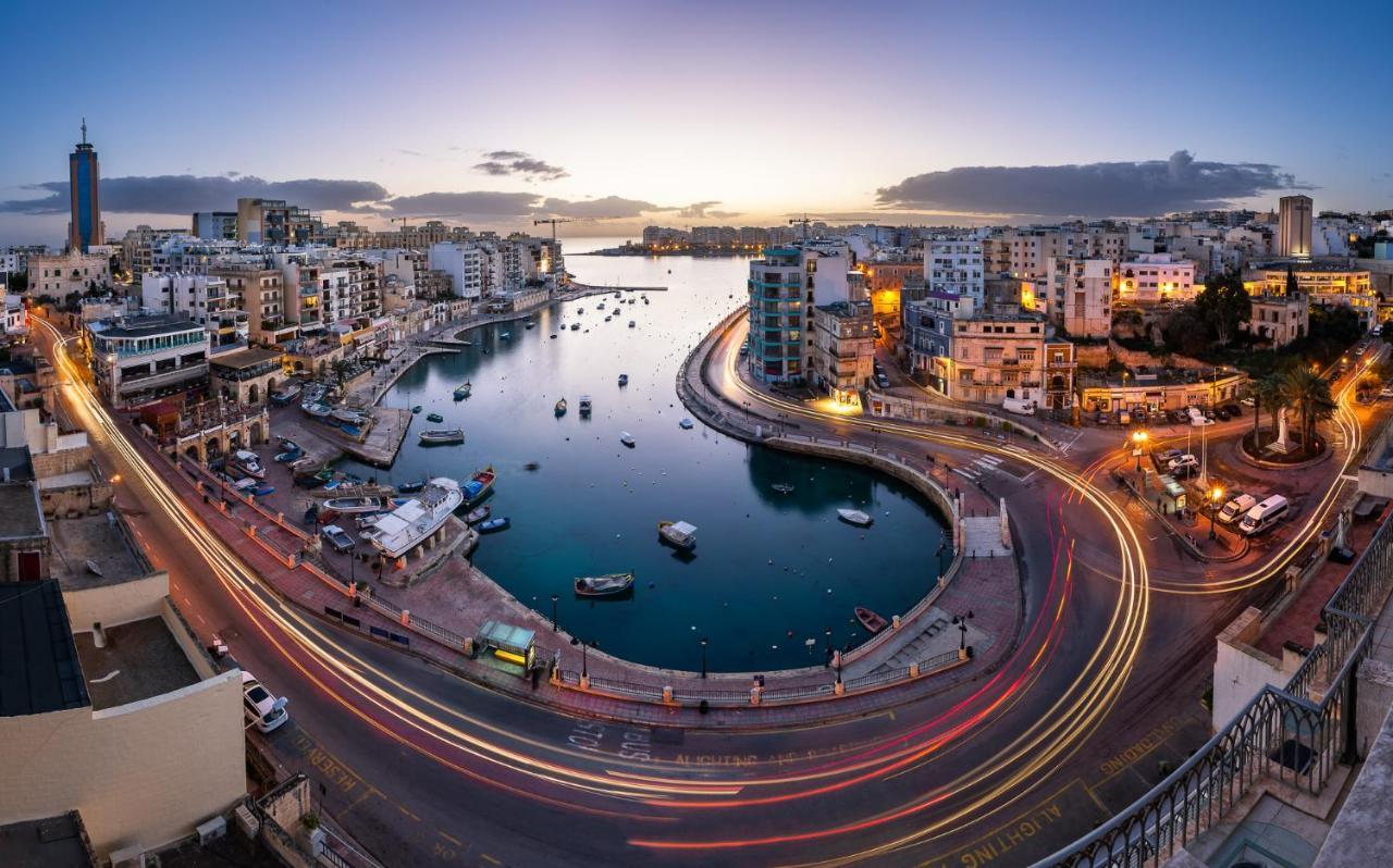 Appartement Unbeatable Location Valletta And Harbour Views à Sliema Extérieur photo